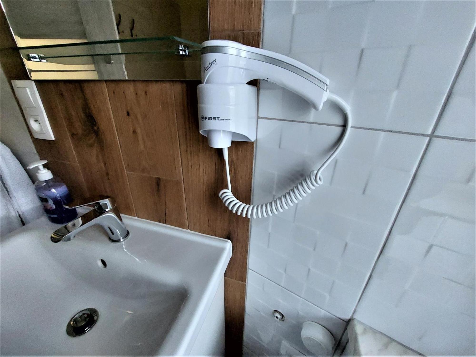 Maja Pokoje Z Widokiem Kameralna Agroturystyka Na Pogorzu Izerskim Z Sauna I Jacuzzi (Adults Only) Mirsk Eksteriør bilde